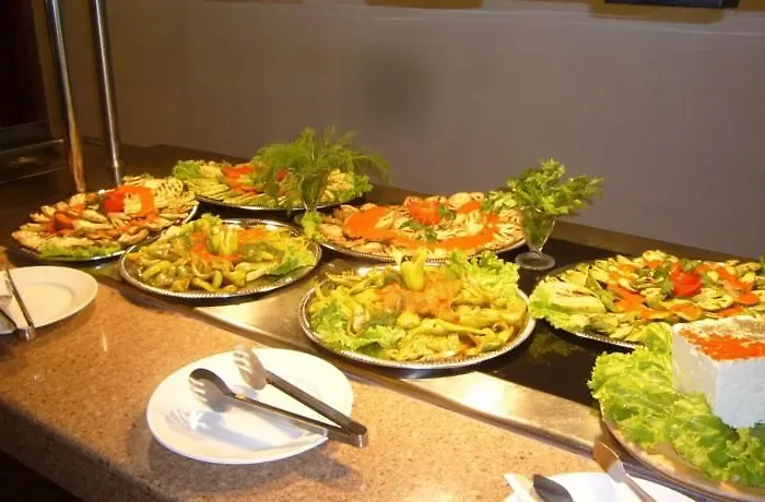 Hotell Continental Park 3*