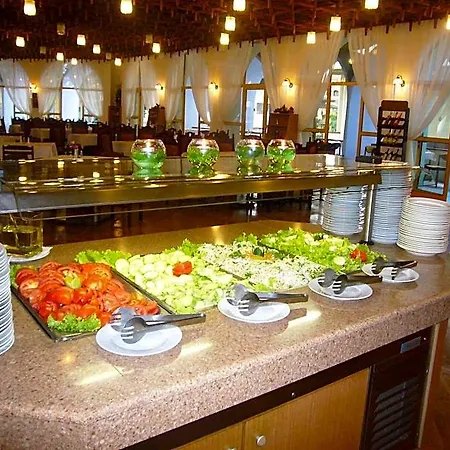 Continental Park 3*
