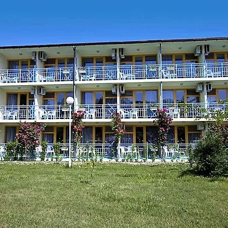 Continental Park 3*