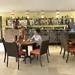 Continental Park Готель